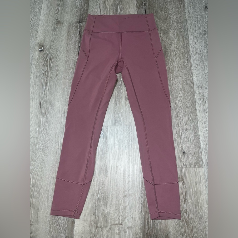 Lululemon In Movement Tight 25" *Everlux